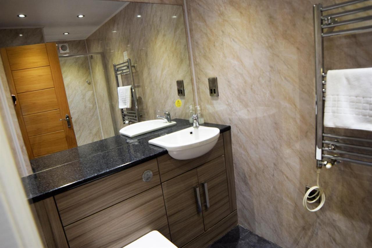 Dolphin Rooms Клиторпс Экстерьер фото